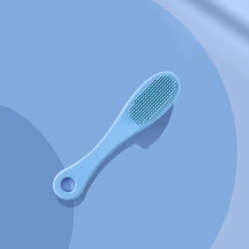 Cat Cleaning Black Chin Brush 3