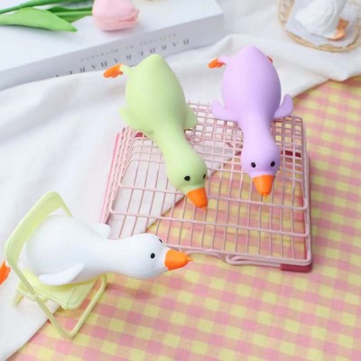 Decompression artifact pinching Le Chong duck cute little yellow duck softadult stress relief toys
